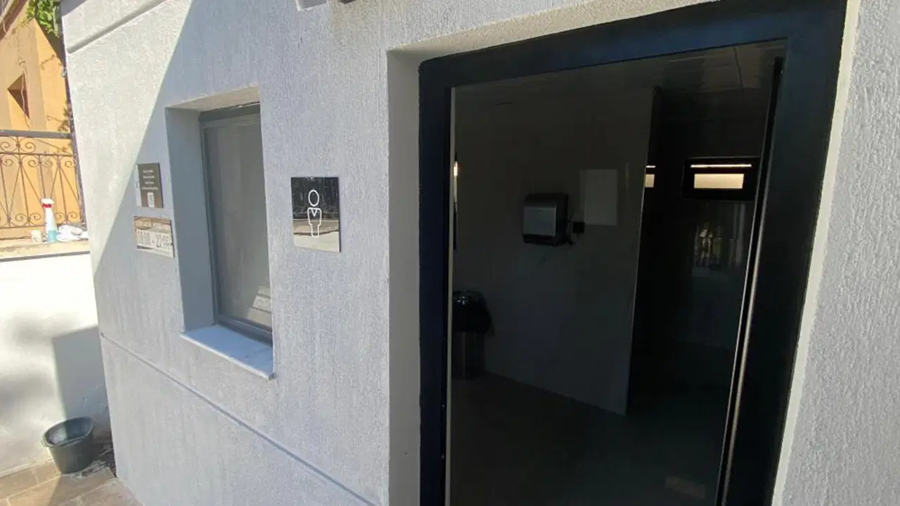 Antalya’da ‘Euro’ üzerinden mesai saatli tuvalet ücreti