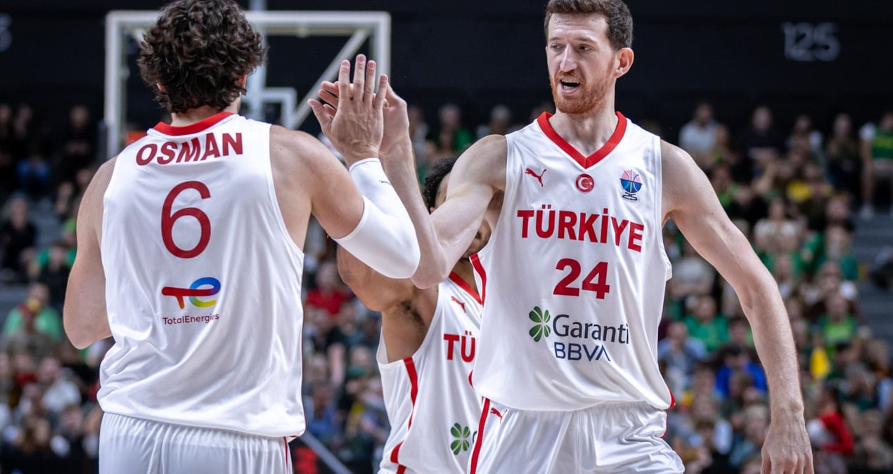 12 Dev Adam, Litvanya’yı mağlup etti