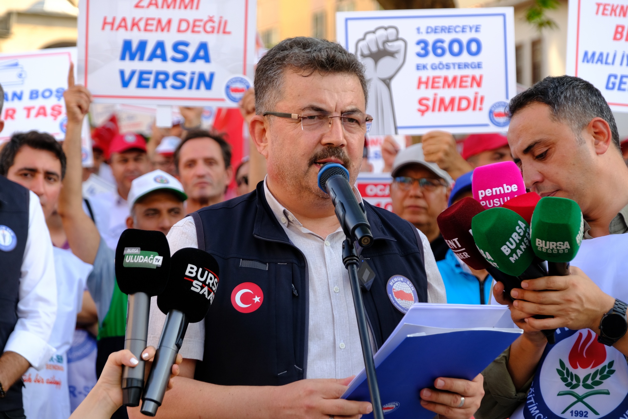 MEMUR-SEN Bursa’dan “Yetersiz Teklifi Kabul Etmiyoruz!”