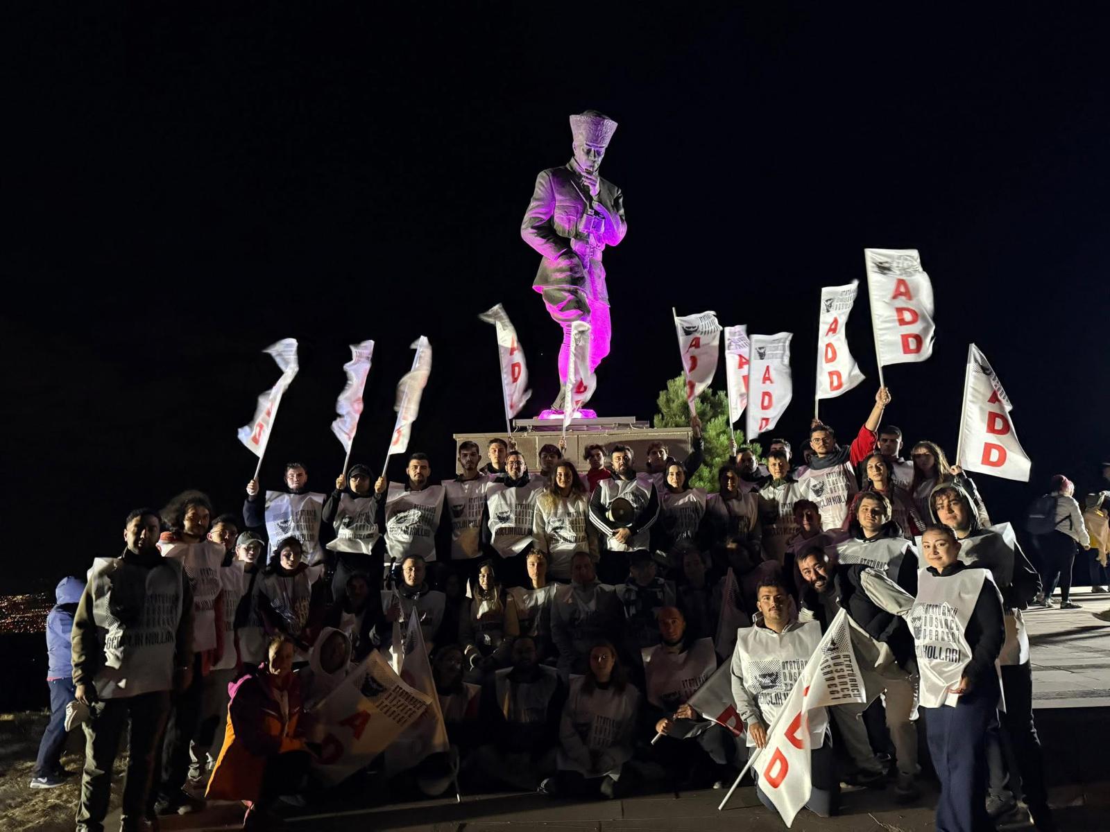 18. Afyonkarahisar Gençlik Kampı ve Zafer Yürüyüşü Büyük Coşkuyla Gerçekleşti