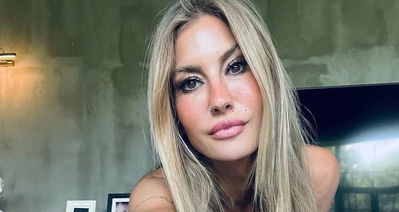 Çağla Şıkel hayranlarını kızdırdı