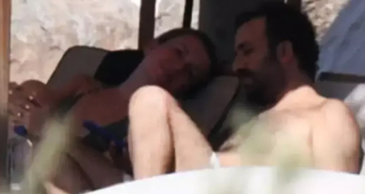 Hasan Can Kaya yeni aşkıyla tatilde