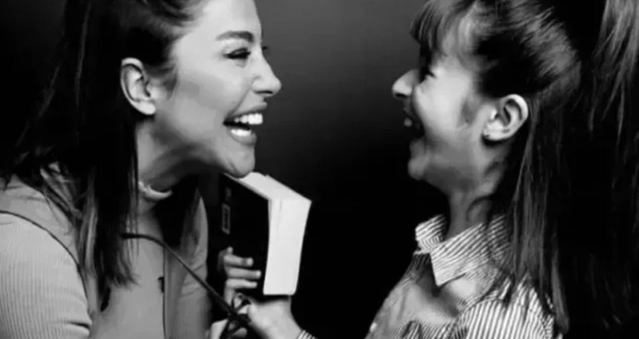 Kızının uçak bileti Business Class olmayınca kıyameti kopardı