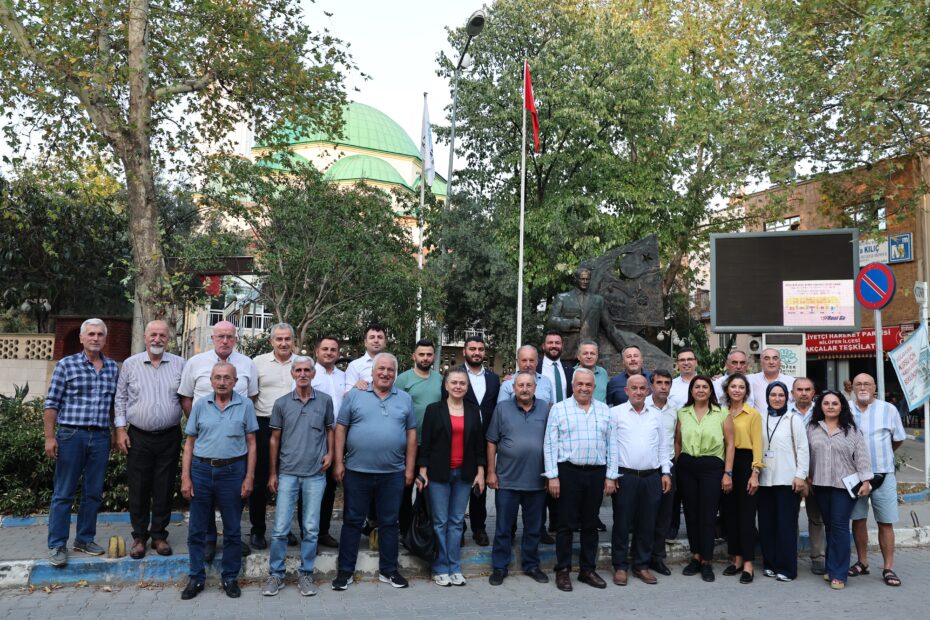 Şadi Özdemir, Akçalar Mahallesi’nde vatandaşlarla buluştu