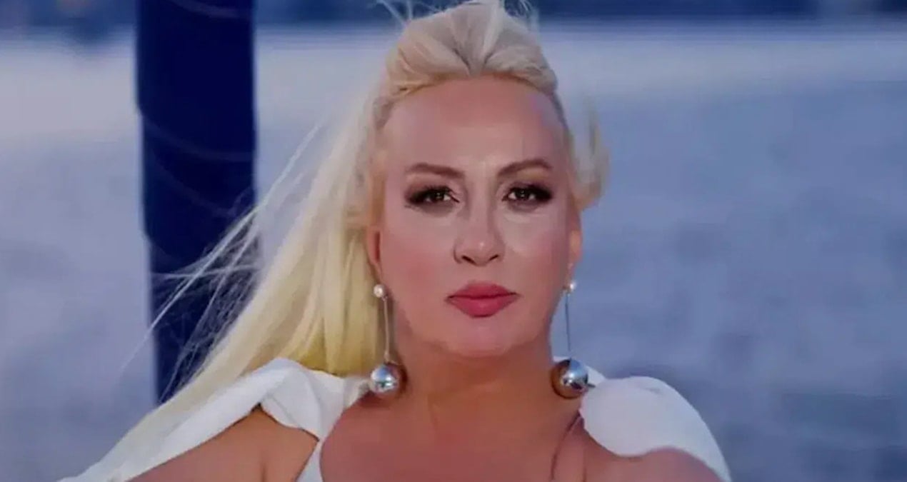 Şarkıcı Ayla Başar’dan acı haber