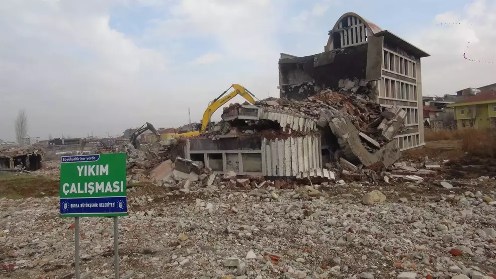 Türkiye’nin İlk Çamaşır Makinesi Fabrikası “Tolon”, Orijinal Kimliğiyle Yeniden Hayat Buluyor