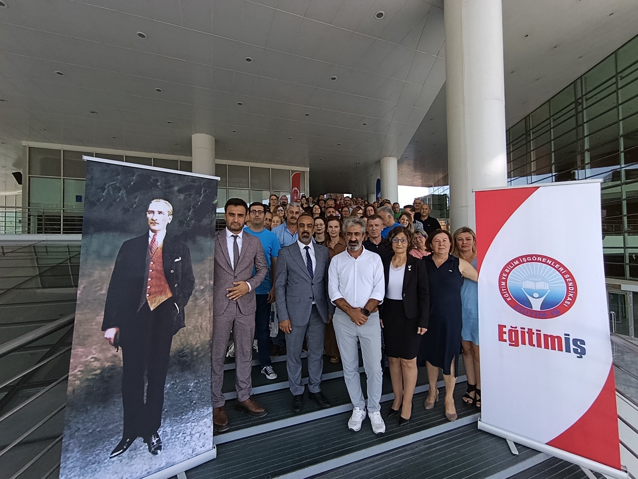 Eğitim İş Bursa: Eğitimde Çöküşü Durdurmak İçin Alandayız!