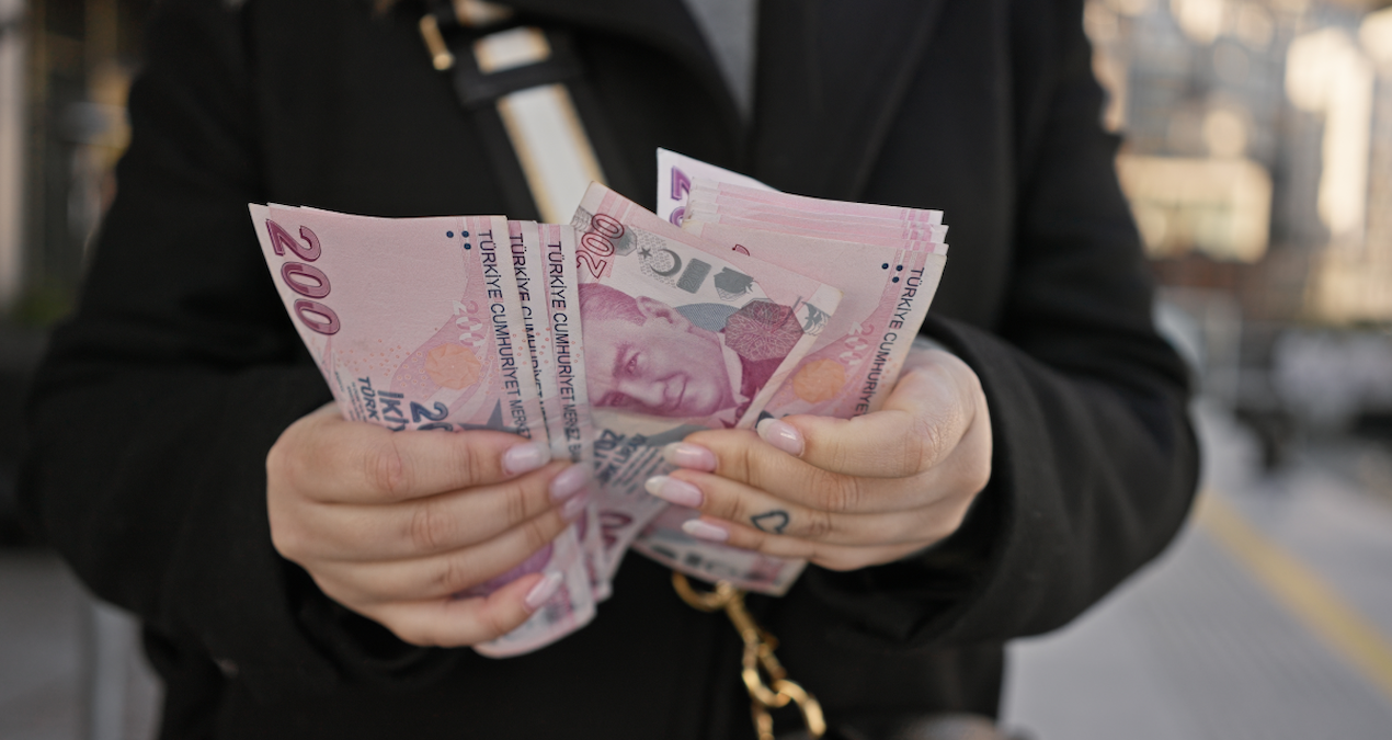 Türkiye’nin dev bankasında IBAN krizi