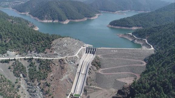 “Karagöz–Hacivat Kavgası Bitmeli, Bursa’nın Suyu Vatandaşa Akmalı!”