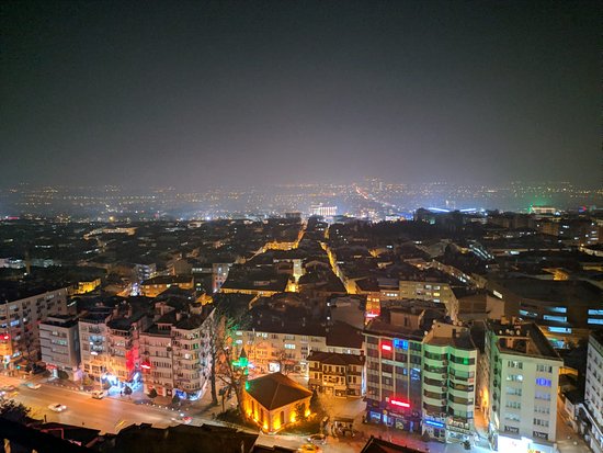 Bursa’da Belediyecilik Değil, Tiyatro Oynanıyor!