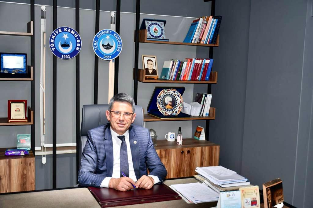 Cumhuriyet, İmanla Yoğrulmuş Bir Diriliş Destanıdır