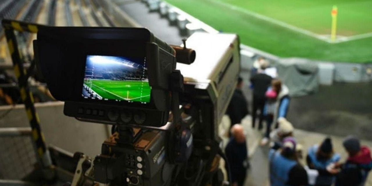 Dev maç şifresiz kanalda