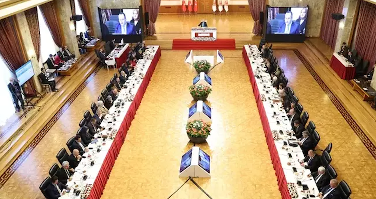 Komisyon perşembe günü toplanacak