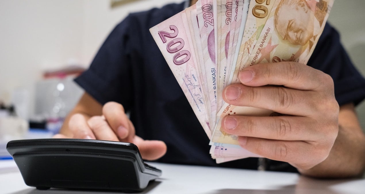 Memurları yakından ilgilendiren fazla mesai ücreti belli oldu