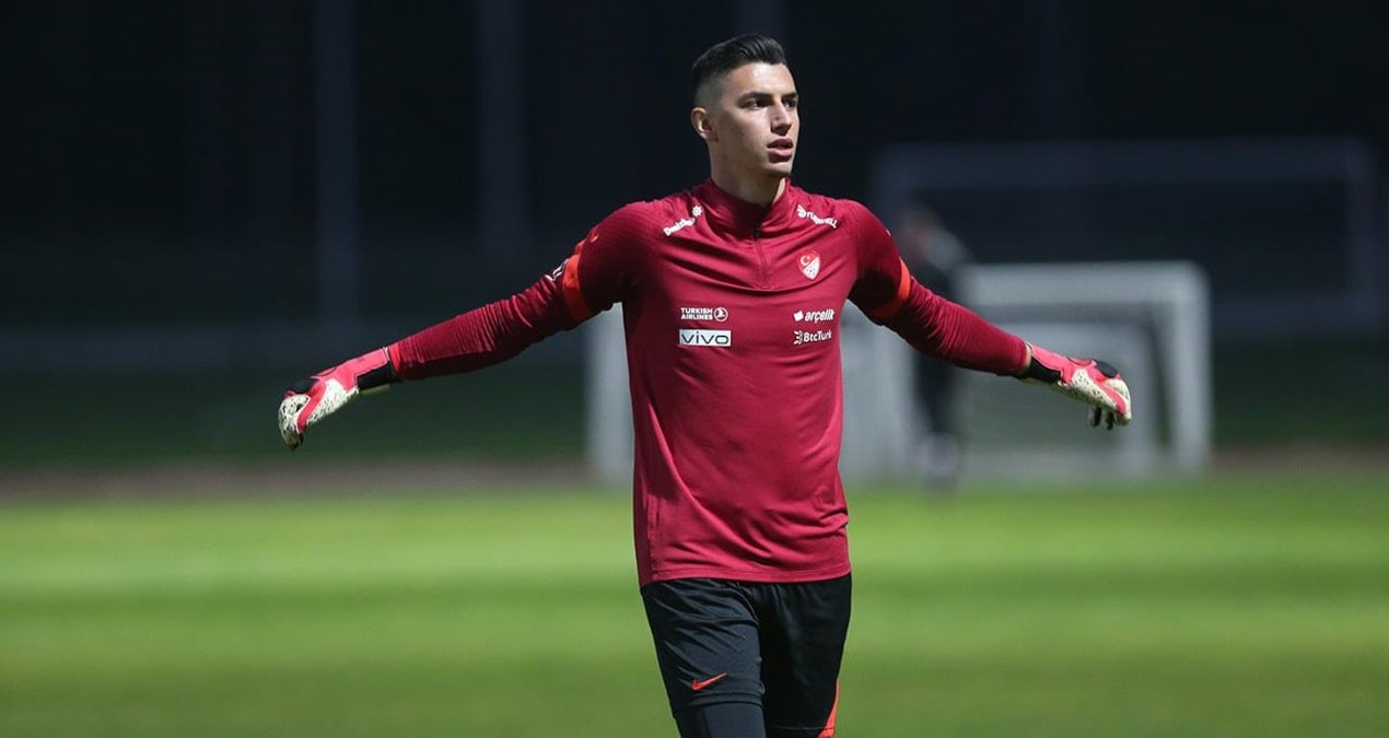 O çıkış Berke Özer’e pahalıya mal olabilir!