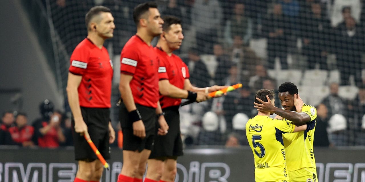 “Derbide 2 kırmızı 2 penaltıyı vermedi”