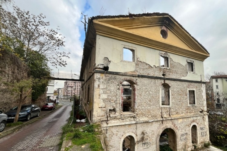 “Bu Tarihi Değer Korunmalı ve Kentin Kültürel Yaşamına Kazandırılmalıdır!”