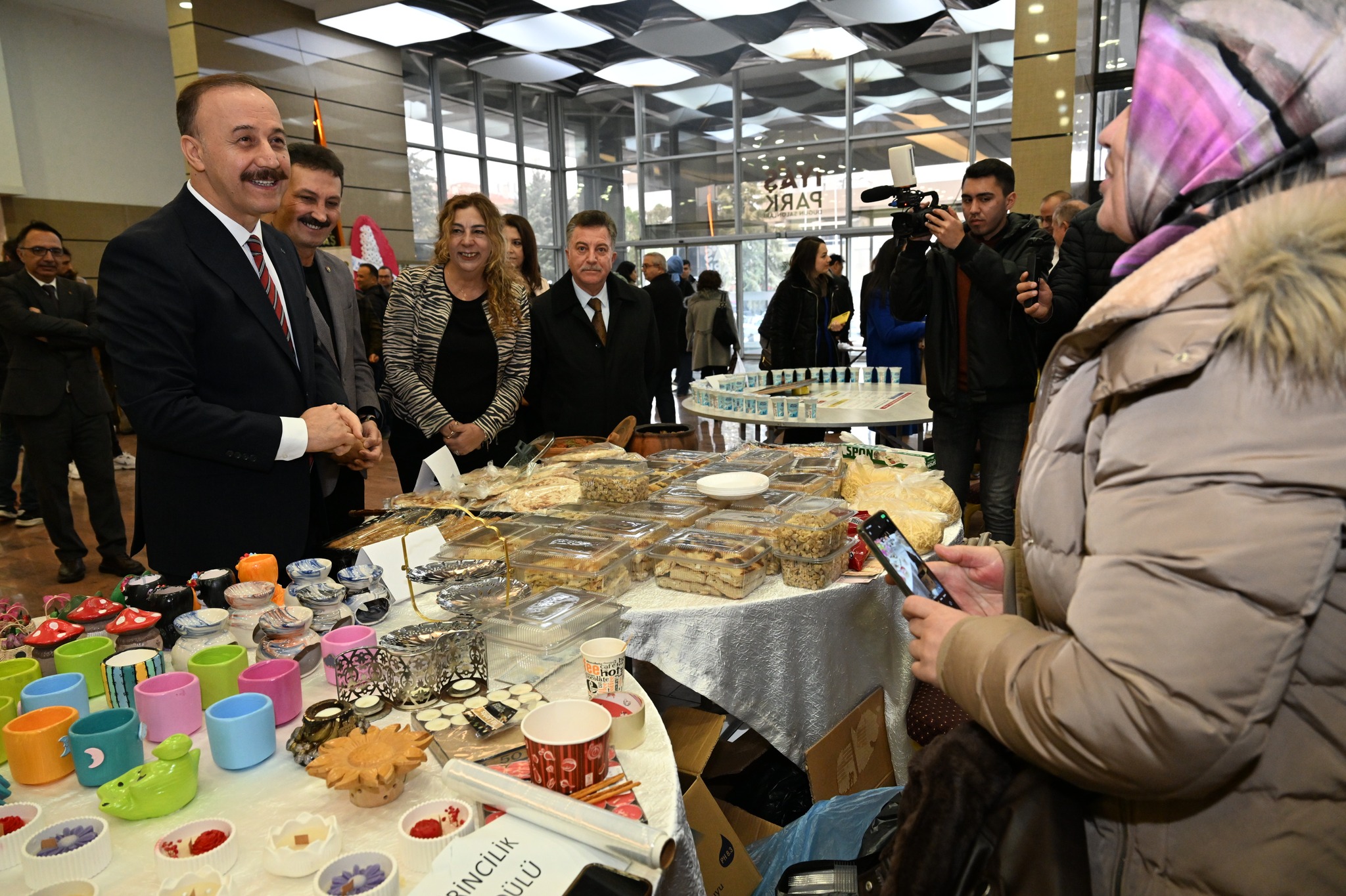 “Üretenin, istihdam sağlayanın, alın teri dökenin her zaman yanındayız”