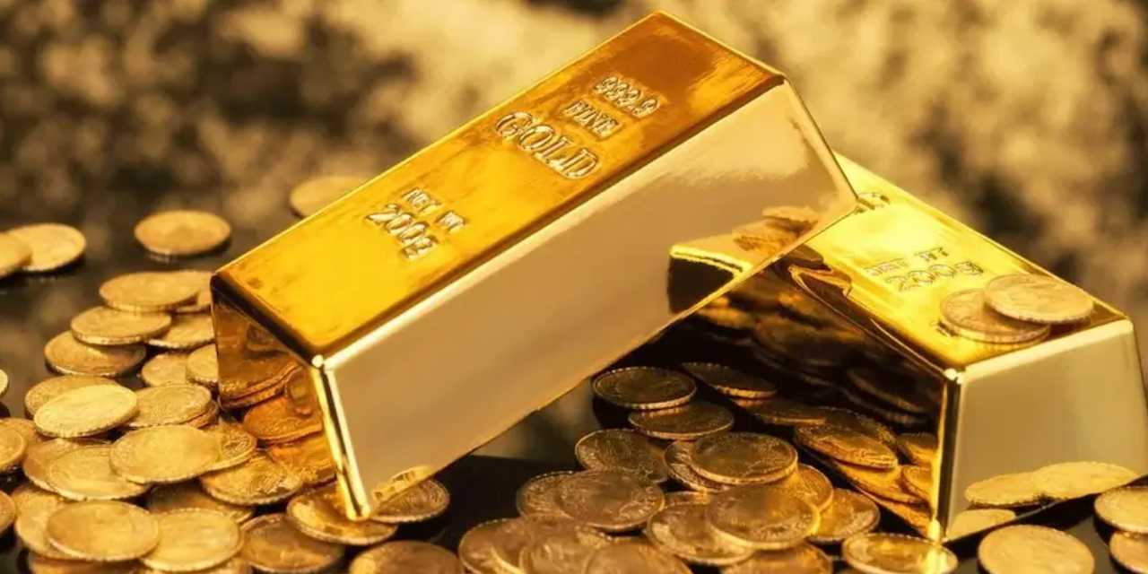 Altın tarihi rekor kırdı, gümüş onu izledi