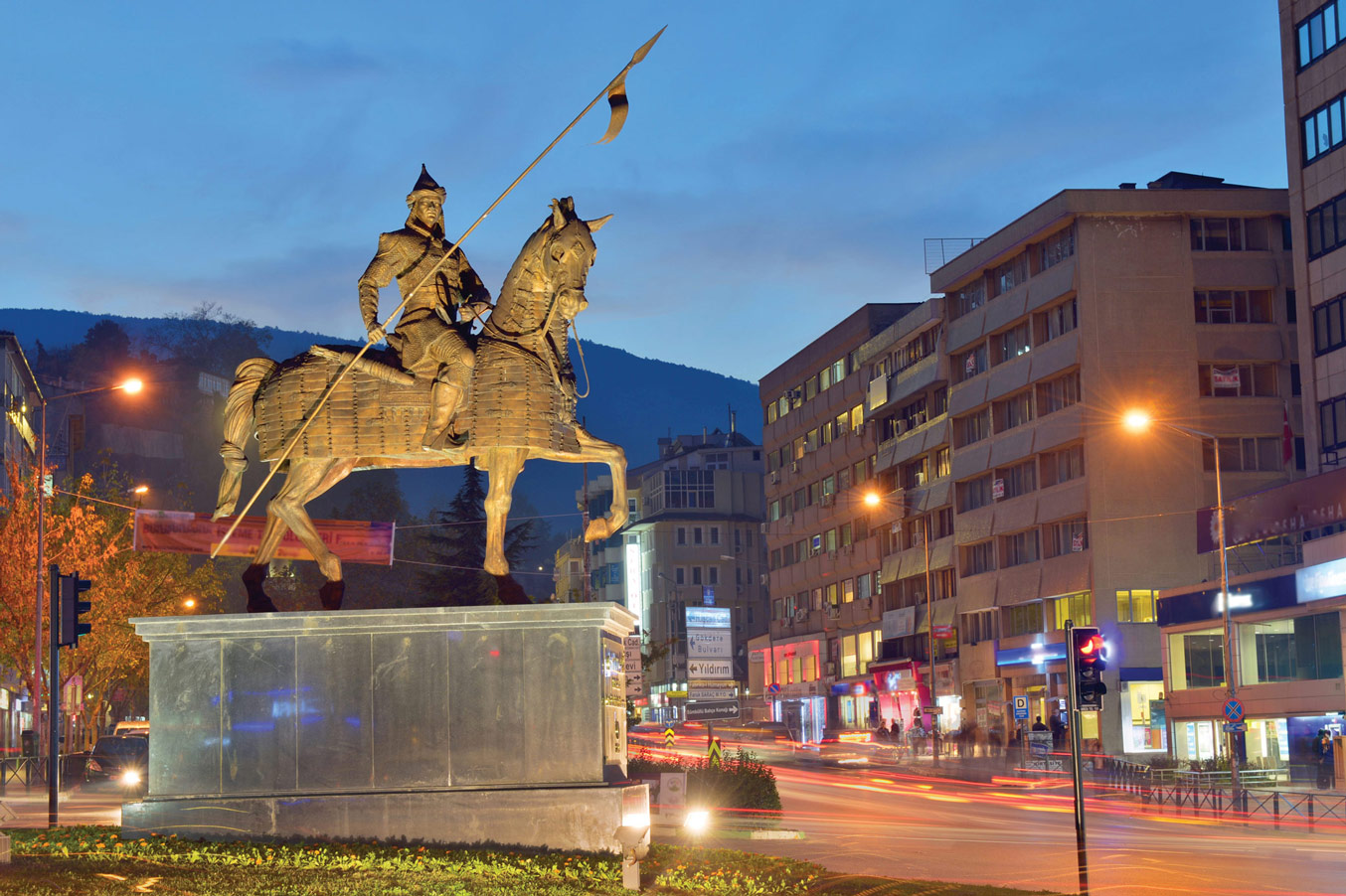 “Bursa’nın Kalbi Muhtarların Sesiyle Yeniden Şekillenmeli”