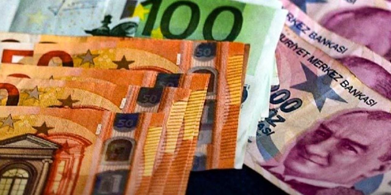 Euro coştu dolar peşinden baktı