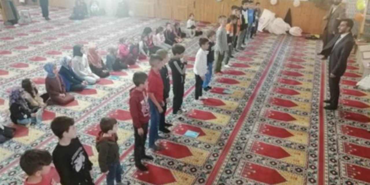 YÖK’ten üniversitelere ‘cuma namazı’ talimatı!