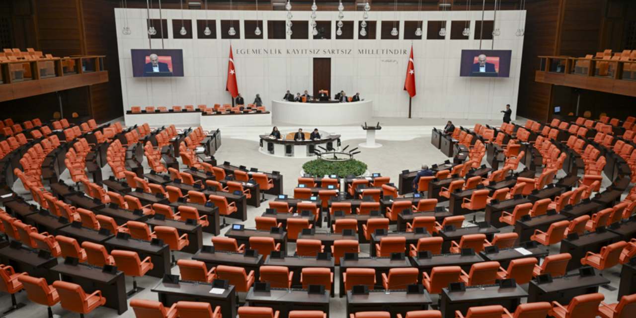 6 Şubat için özel oturumda Meclis boş kaldı