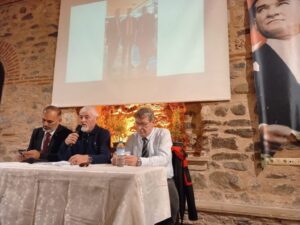 ÇATSANDER; “Esnaf Alın Terinin Derdinde Siz Neyin Peşindesiniz!”