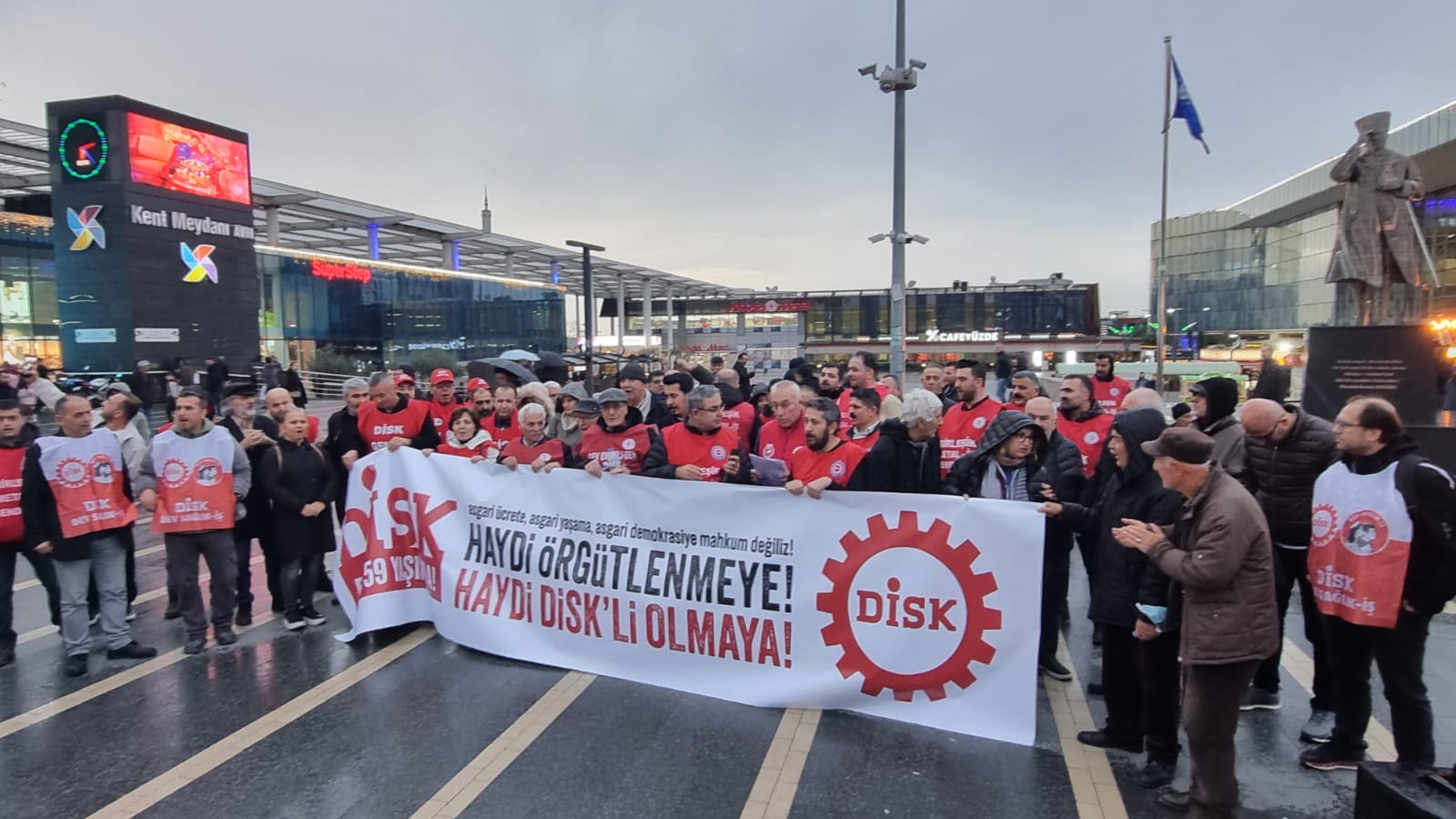 “Bu düzen örgütlü işçi sınıfı ile değişir”