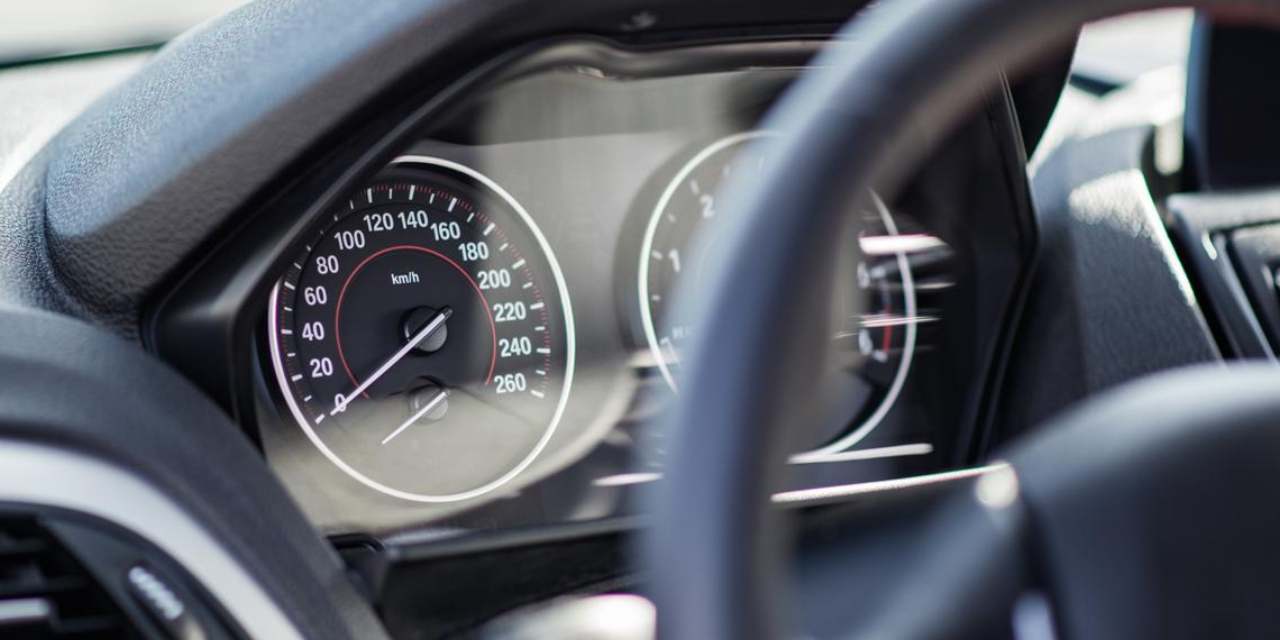 İkinci el araçlarda kilometre oyununa engel