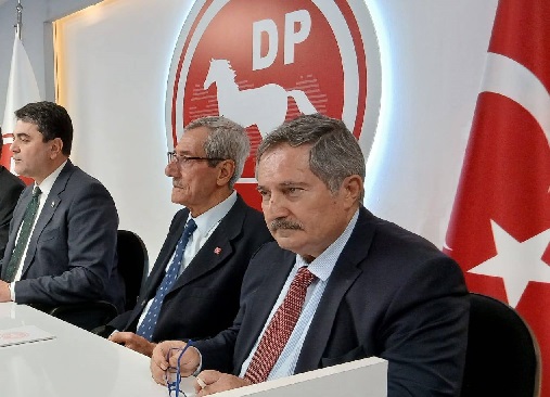 Bursa Büyükşehir Belediye Meclisi’nde “Temsilci Krizi”: Demokrat Parti’den Sert Tepki