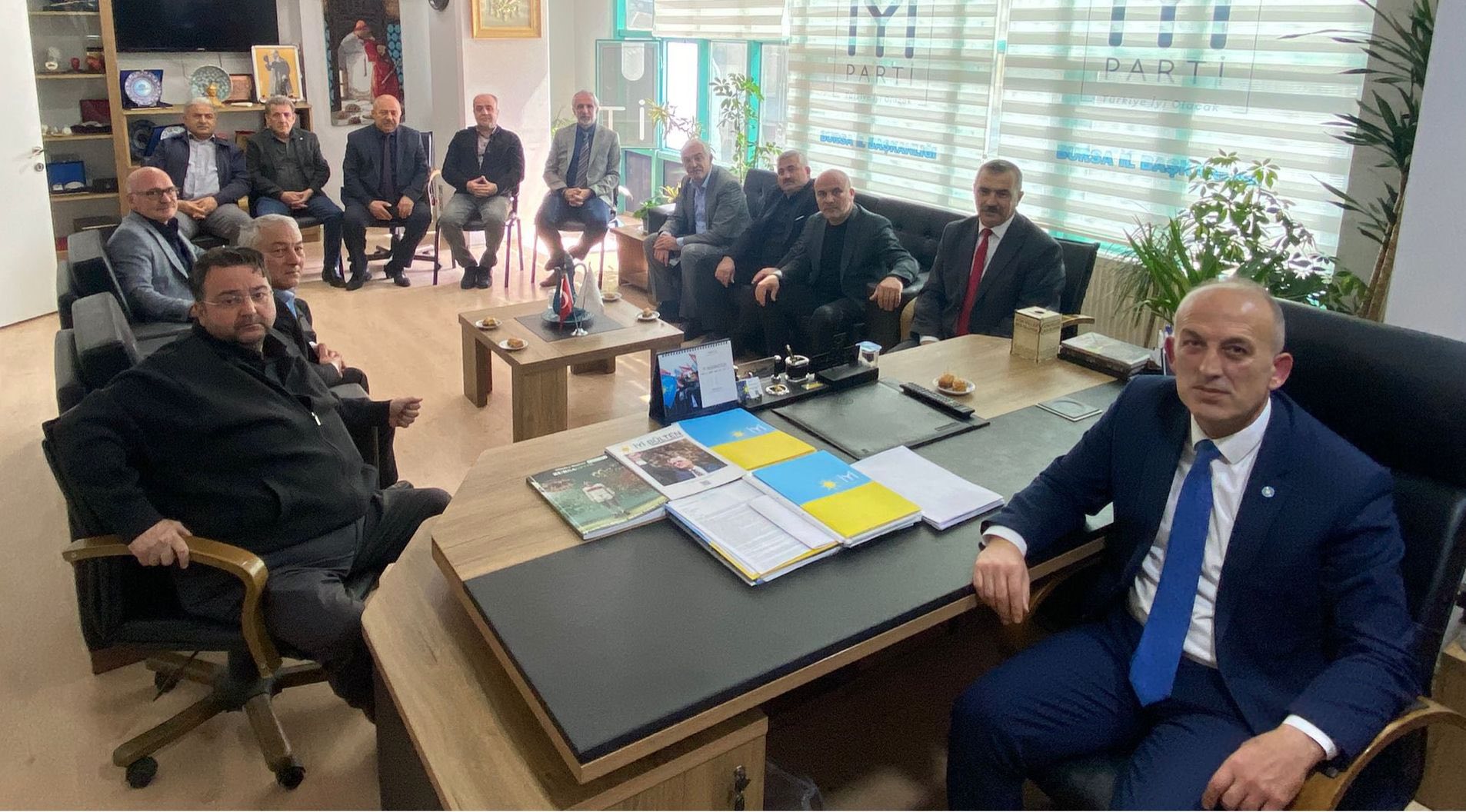 İYİ Parti Bursa İl Başkanlığı’na Esnaf Heyetinden Ziyaret