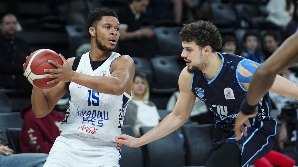 Anadolu Efes, Türk Telekom’a şans tanımadı