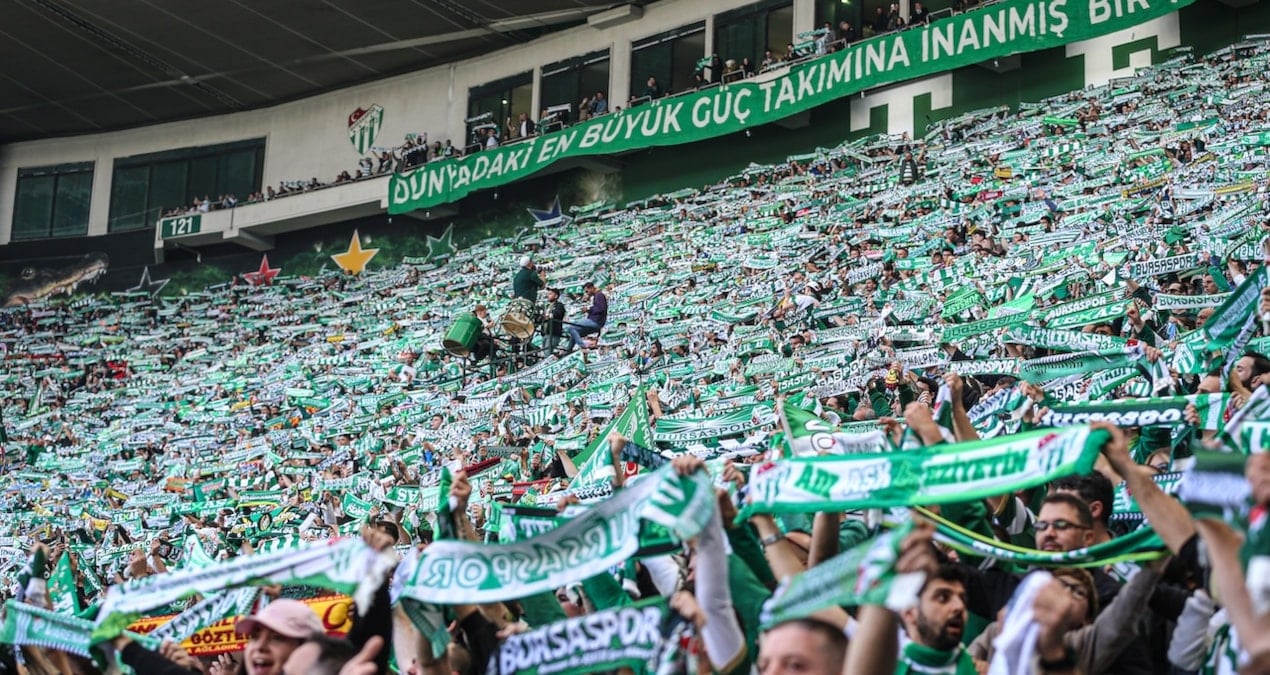 Bursaspor taraftarı gelecek sezonun biletlerini bitirdi