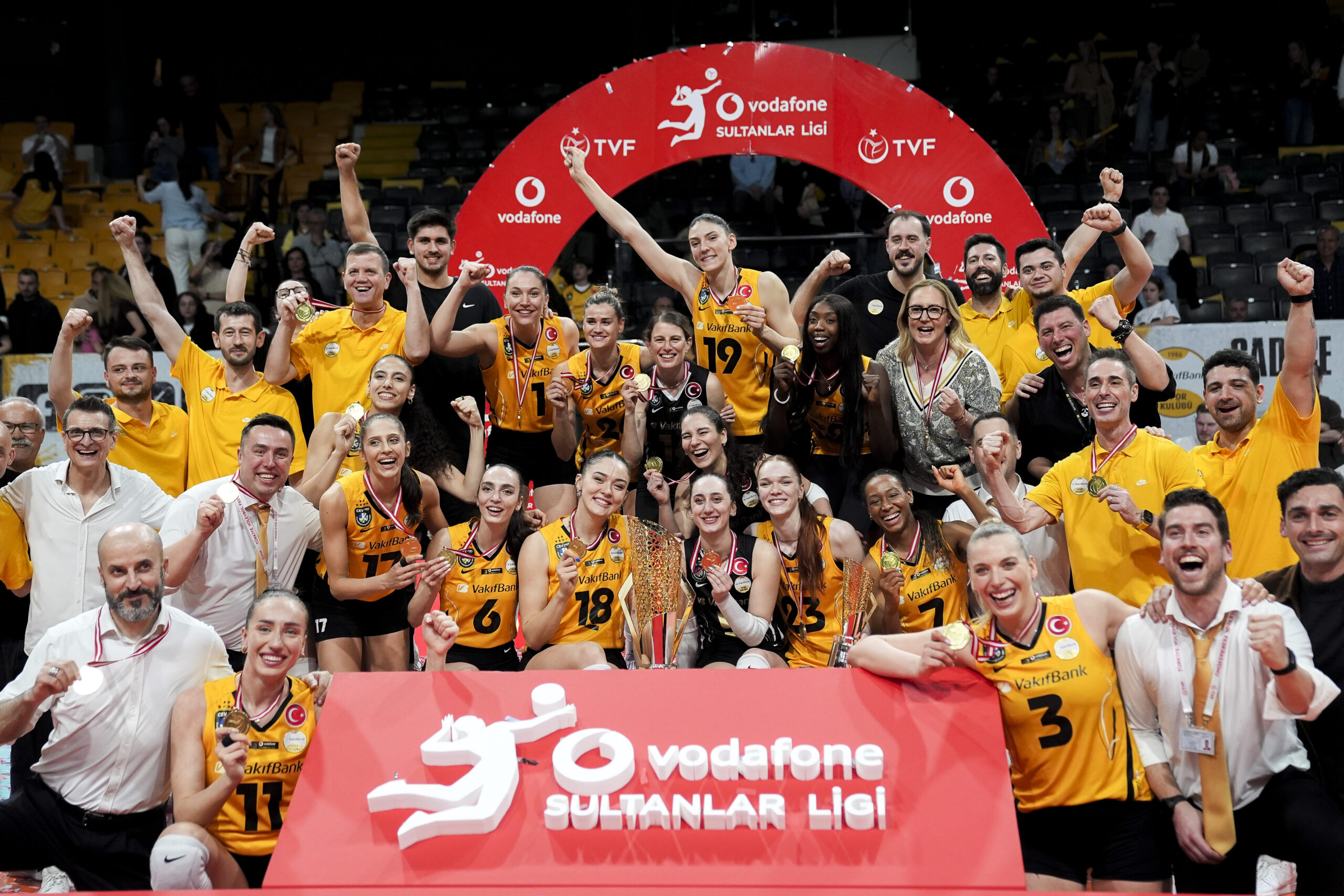 Vodafone Sultanlar Ligi’nde şampiyon VakıfBank
