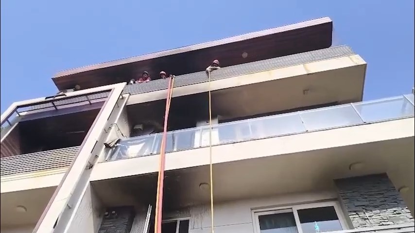 Hindistan’da Yangın: 9 Ölü