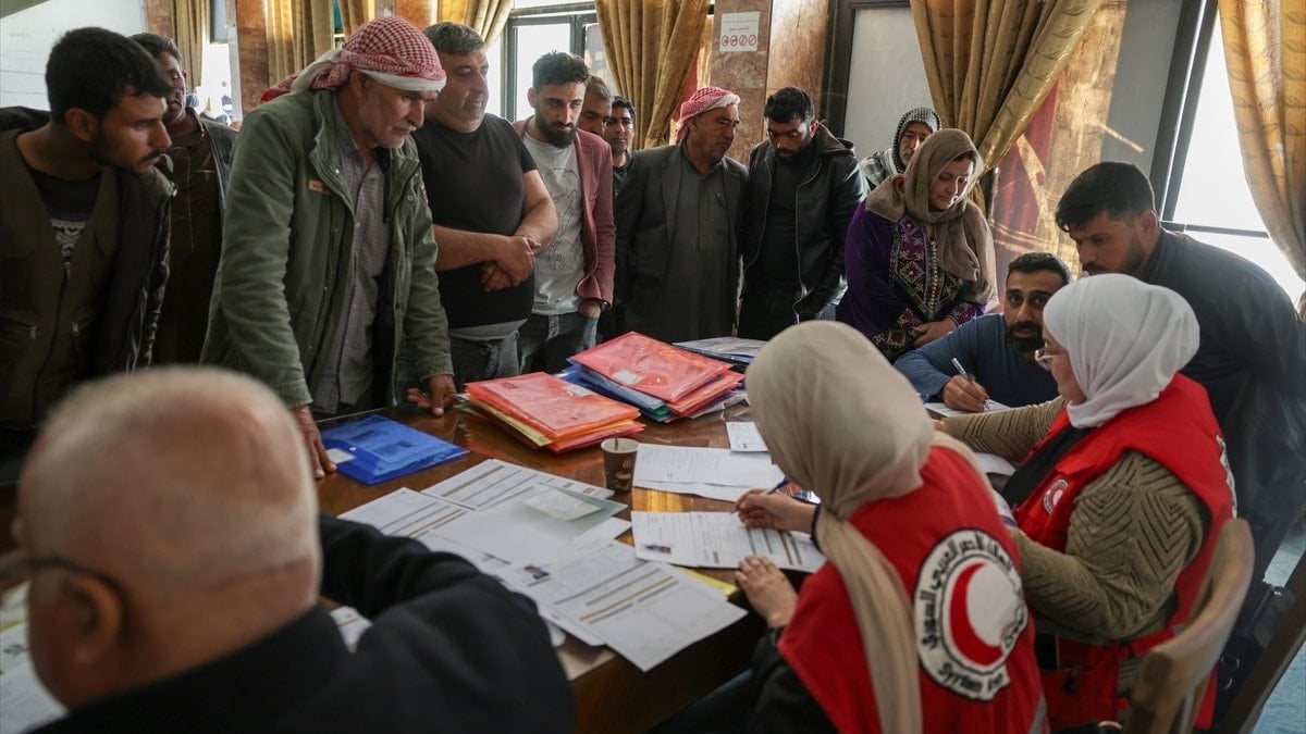 Suriye’de Kürtlere Kimlik Verilmeye Başlandı