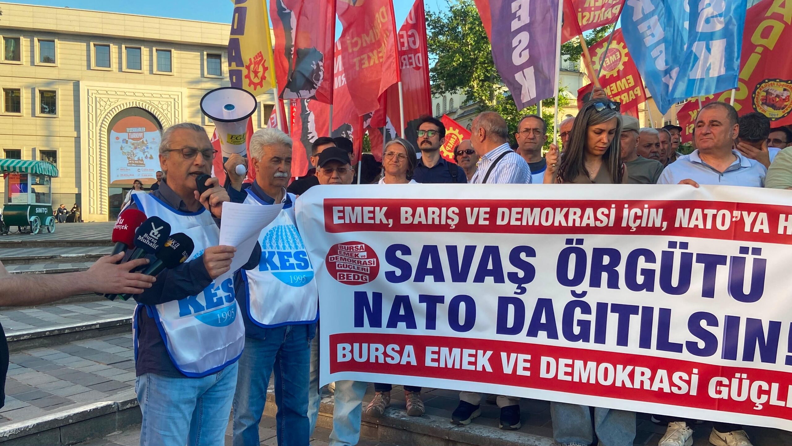 Bursa Şehreküstü Meydanı’ndan NATO Zirvesine Sert Tepki