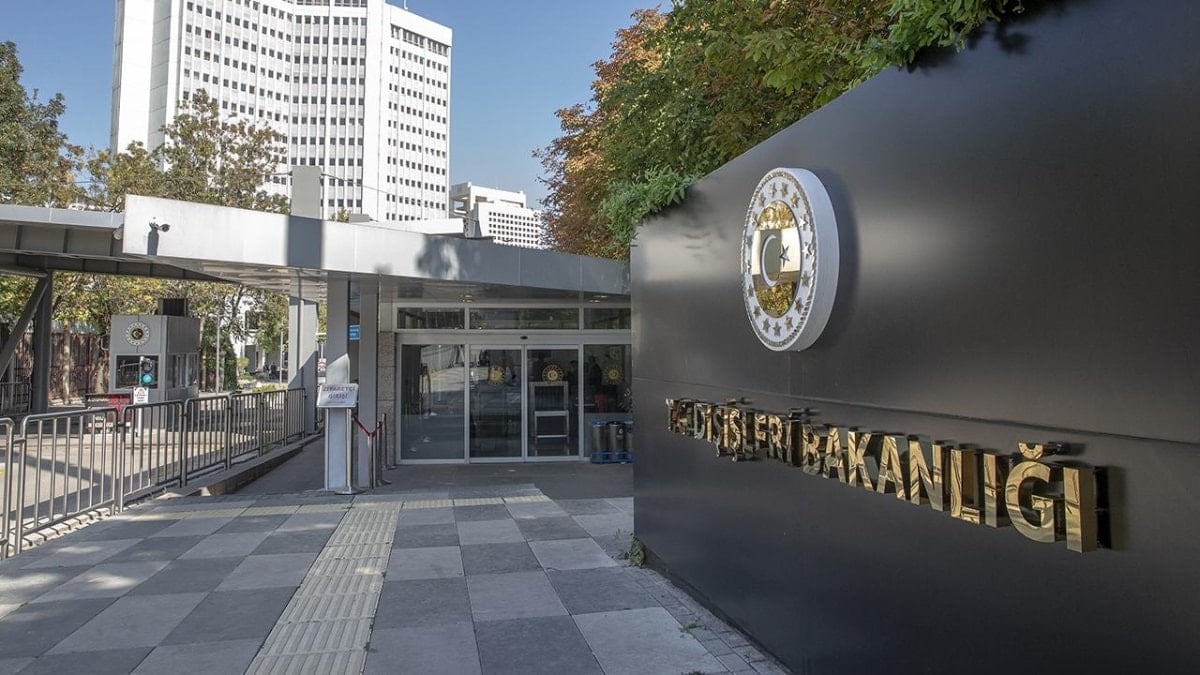 Mescid-i Aksa’da Provokatif Baskın