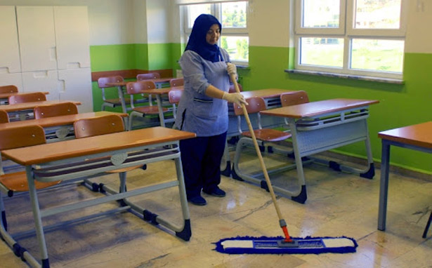 “Okullar Kaderine Terk Ediliyor”