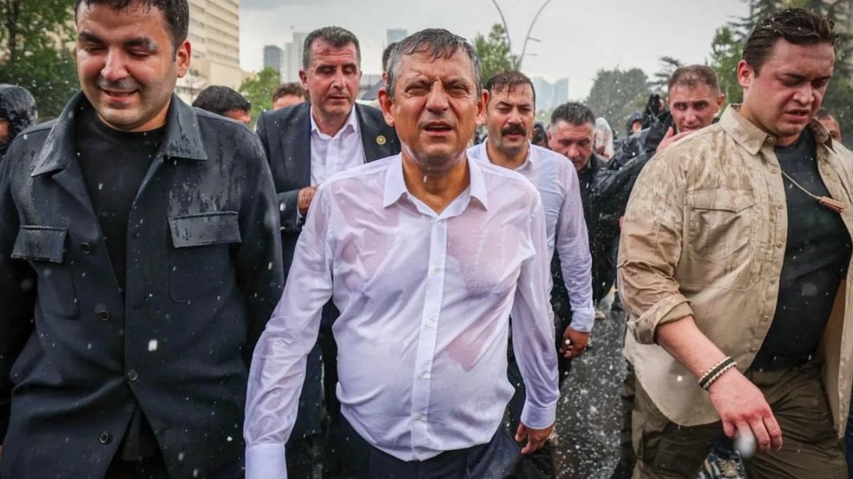 Özgür Özel ve ‘Yürüyüş Partisi’ iddiaları
