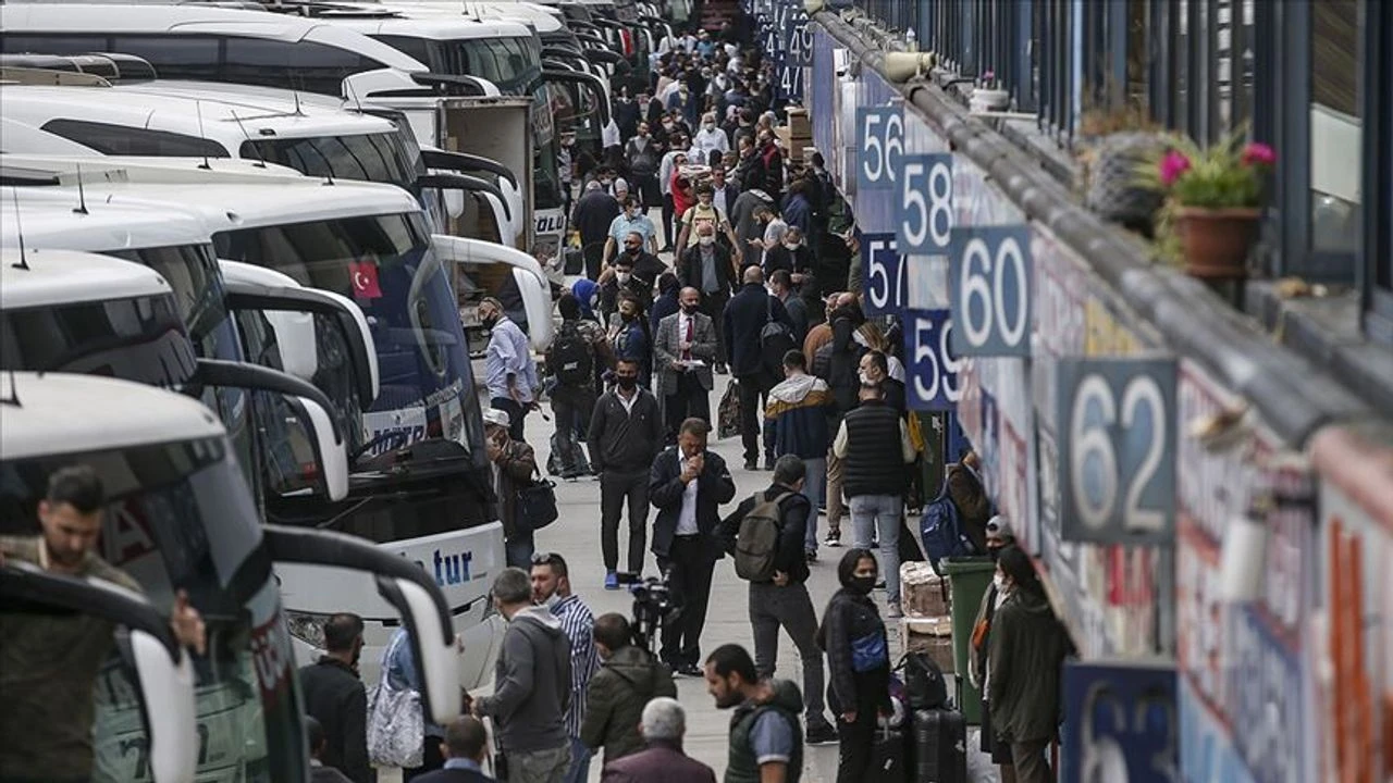Okulların Kapanmasıyla Otobüslerde Yaz Hareketliliği Artıyor