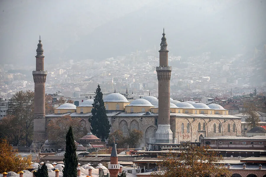 Ulu Cami Çevresindeki Hizmet Eksikliği CİMER’e Taşındı
