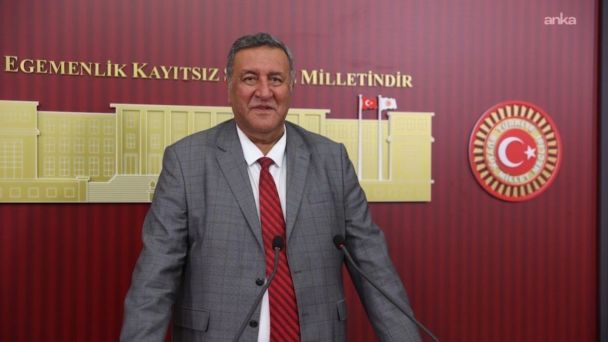 CHP’de Kalacağını Açıkladılar