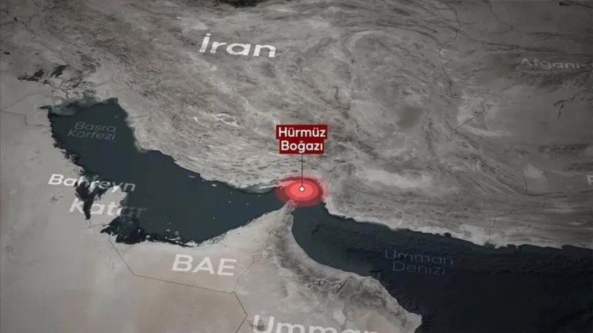 İran: Hürmüz Boğazı’nı Açmak Şartlara Bağlı