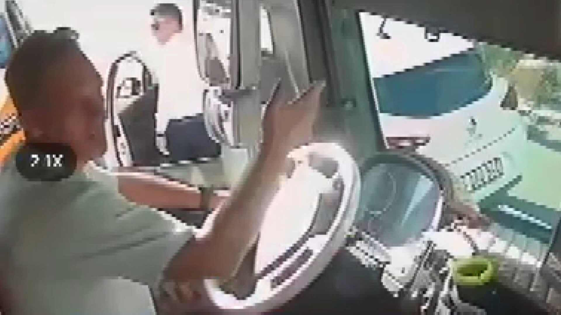 Trafikte Tartışma: Sürücüye ve Yolcuya Para Cezası