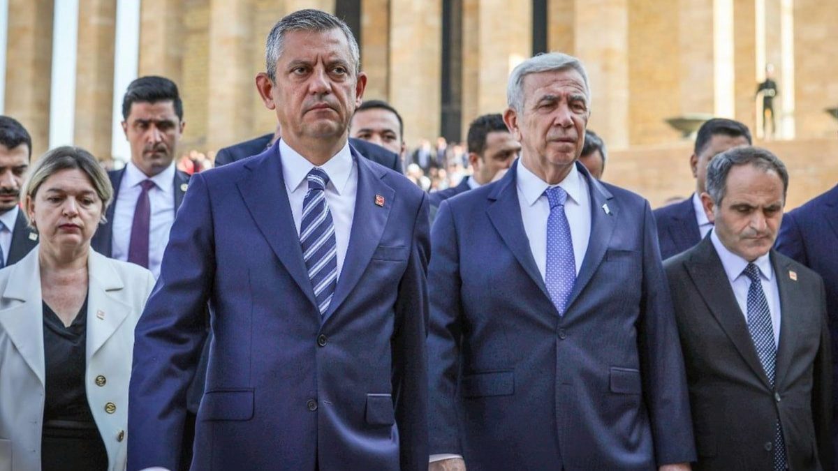 Özgür Özel Mansur Yavaş arasında ‘selam’ tartışması