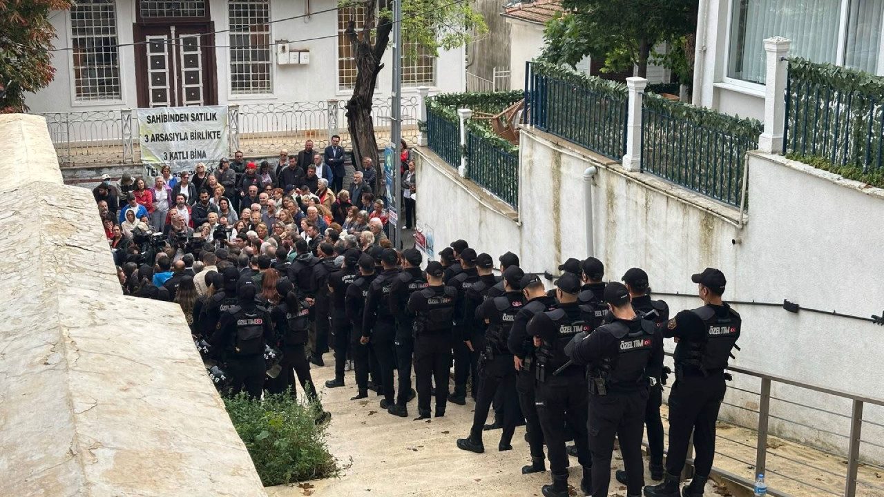 Adalar’da Başkanvekilliği Seçimi ve Protestolar