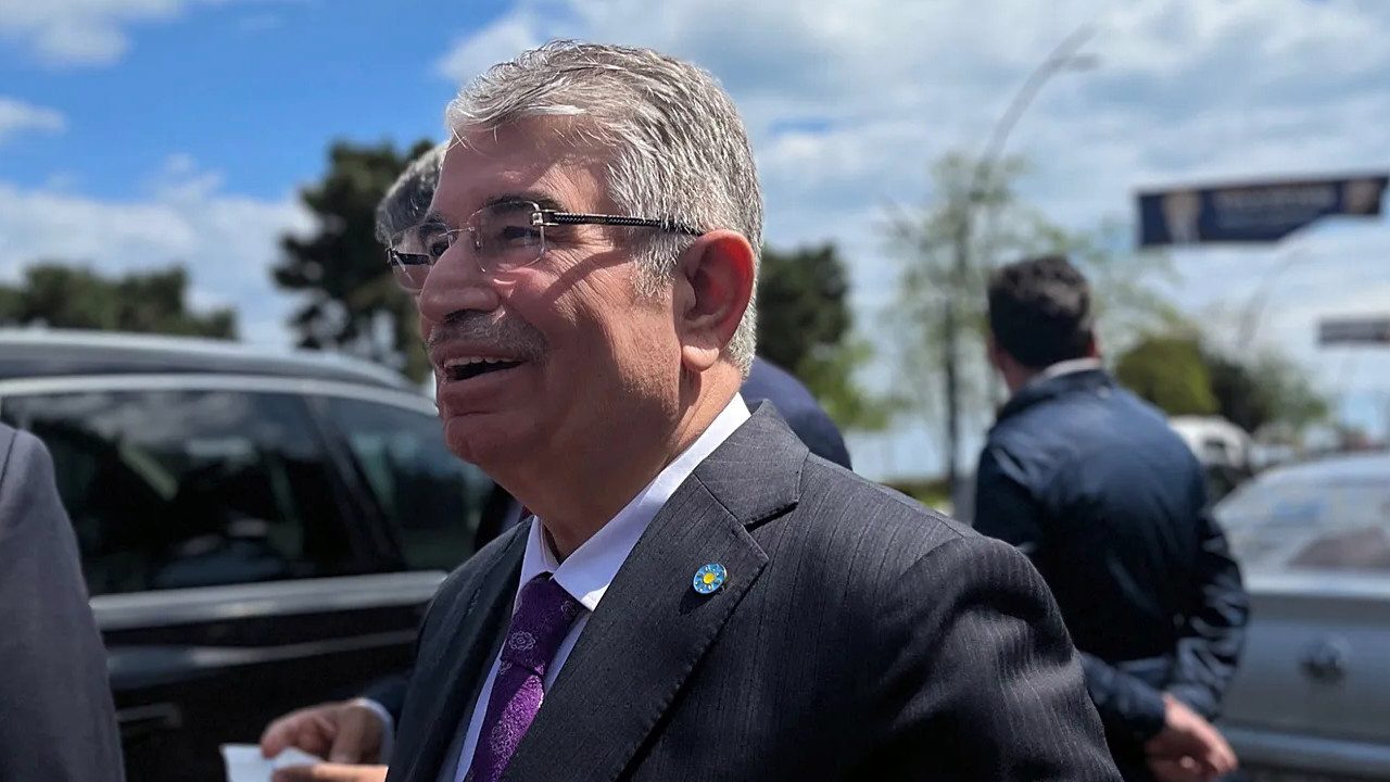 Eski Bakan Şahin’in Tahsisli Araçları ve İddialar