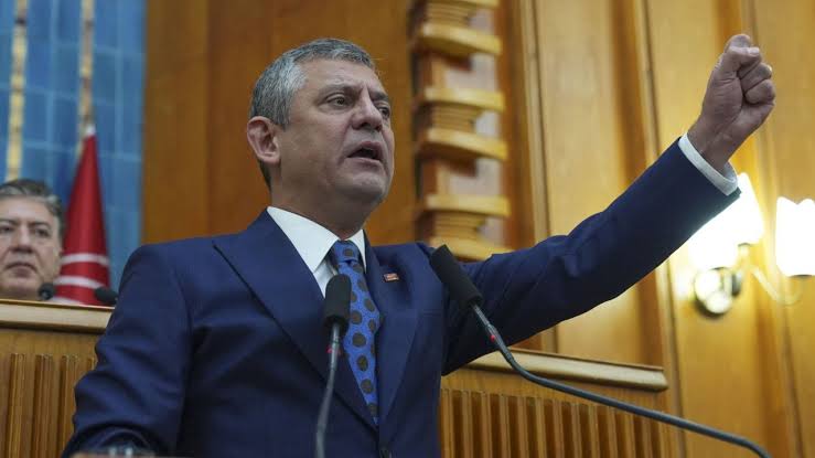 Özgür Özel: CHP’nin Geri Çekme Hamlesi Hukuken Geçersiz